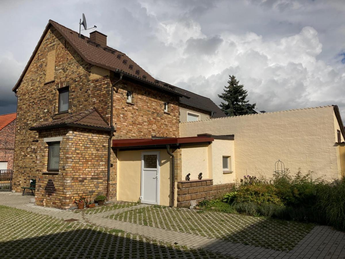 Gaestehaus Zur Bienerei Bad Schmiedeberg Exteriör bild